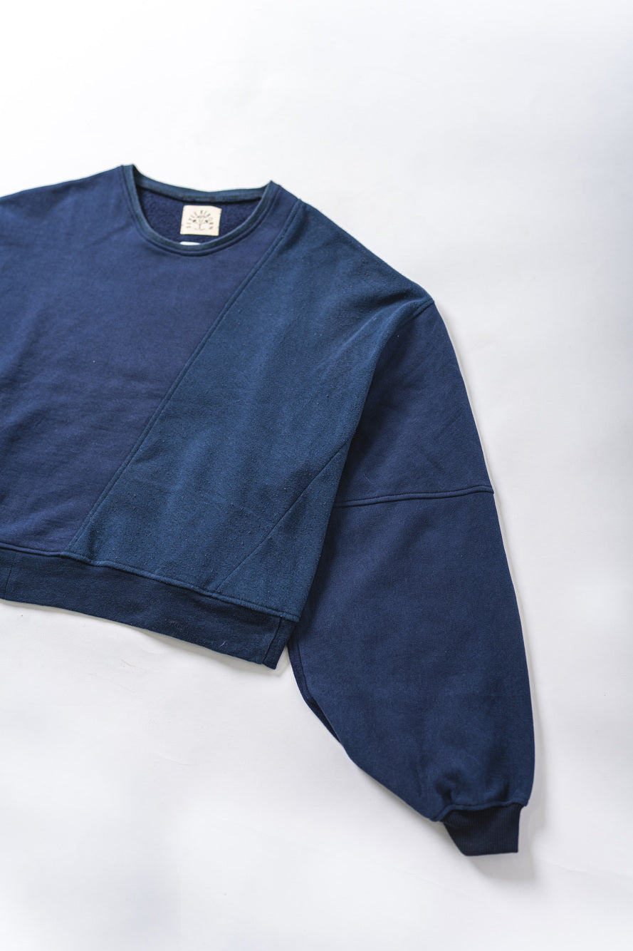 【REMAKEBYK×StyleReborn】Remake Cropped Sweat Navy