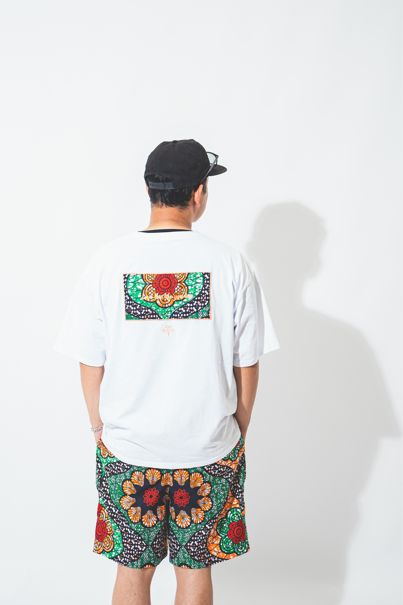 【moyan ecri× StyleReborn】パッチ刺繍 T-Shirt Helianthus White