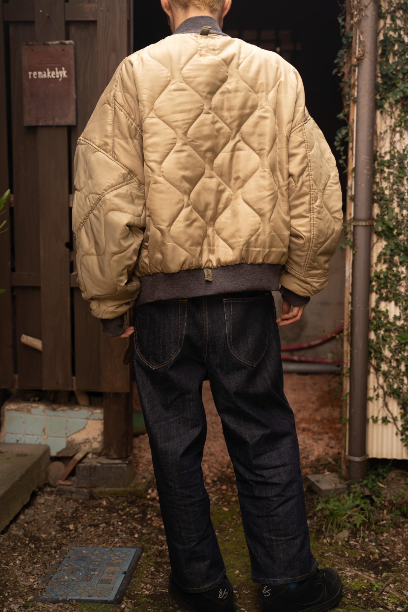 【REMAKEBYK×StyleReborn】Remake Quilting Stadium Jumper Khaki
