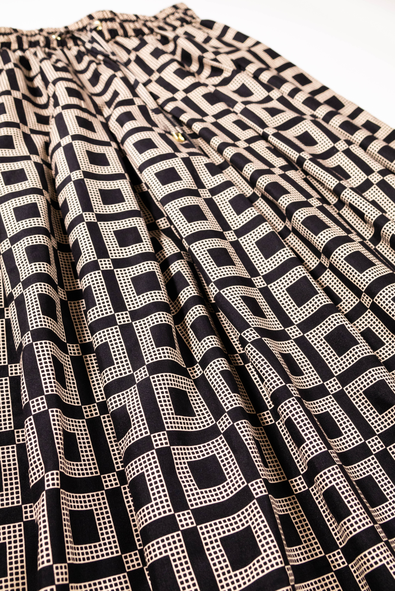 【moyan ecri× StyleReborn】Tuck Flare Skirt New Blocks