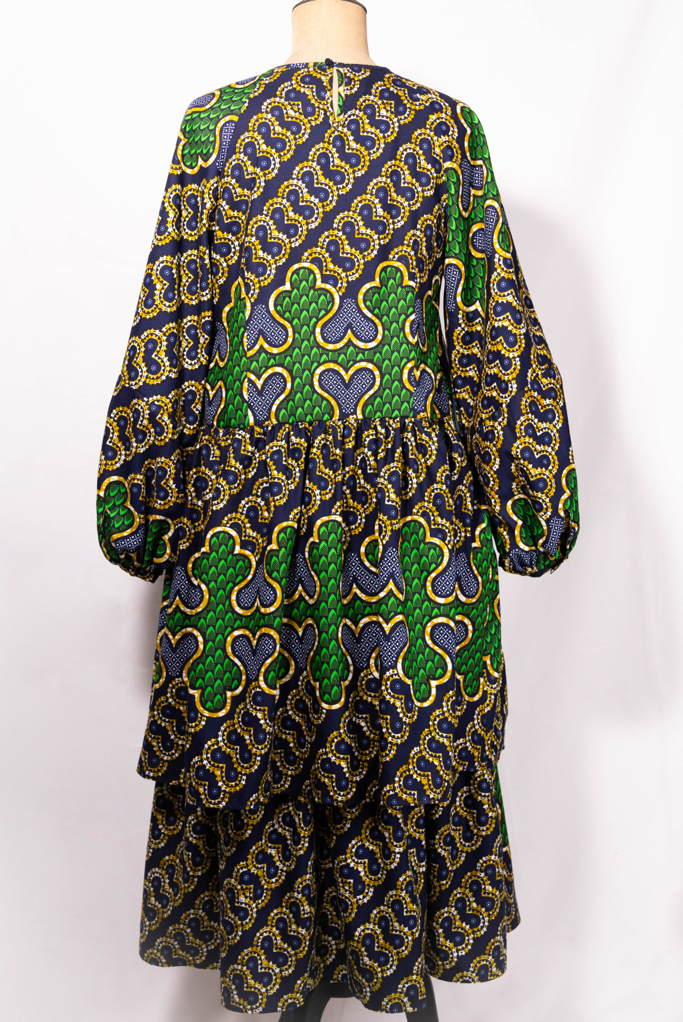 【moyan ecri× StyleReborn】Volume Tiered Onepiece CROSS