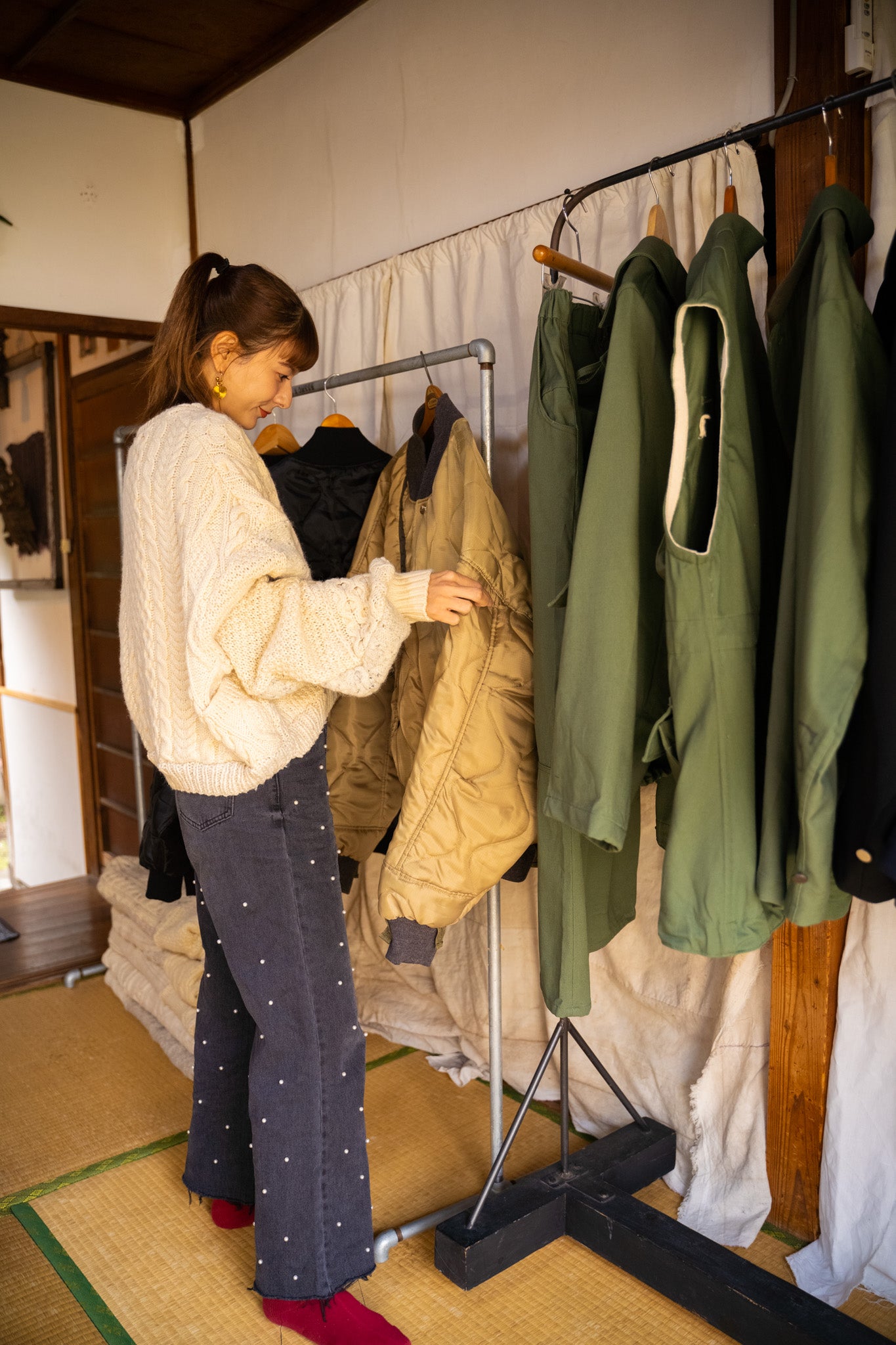 【REMAKEBYK×StyleReborn】Remake Cropped Fisherman Knit Sweater Ecru×Gray Pockets