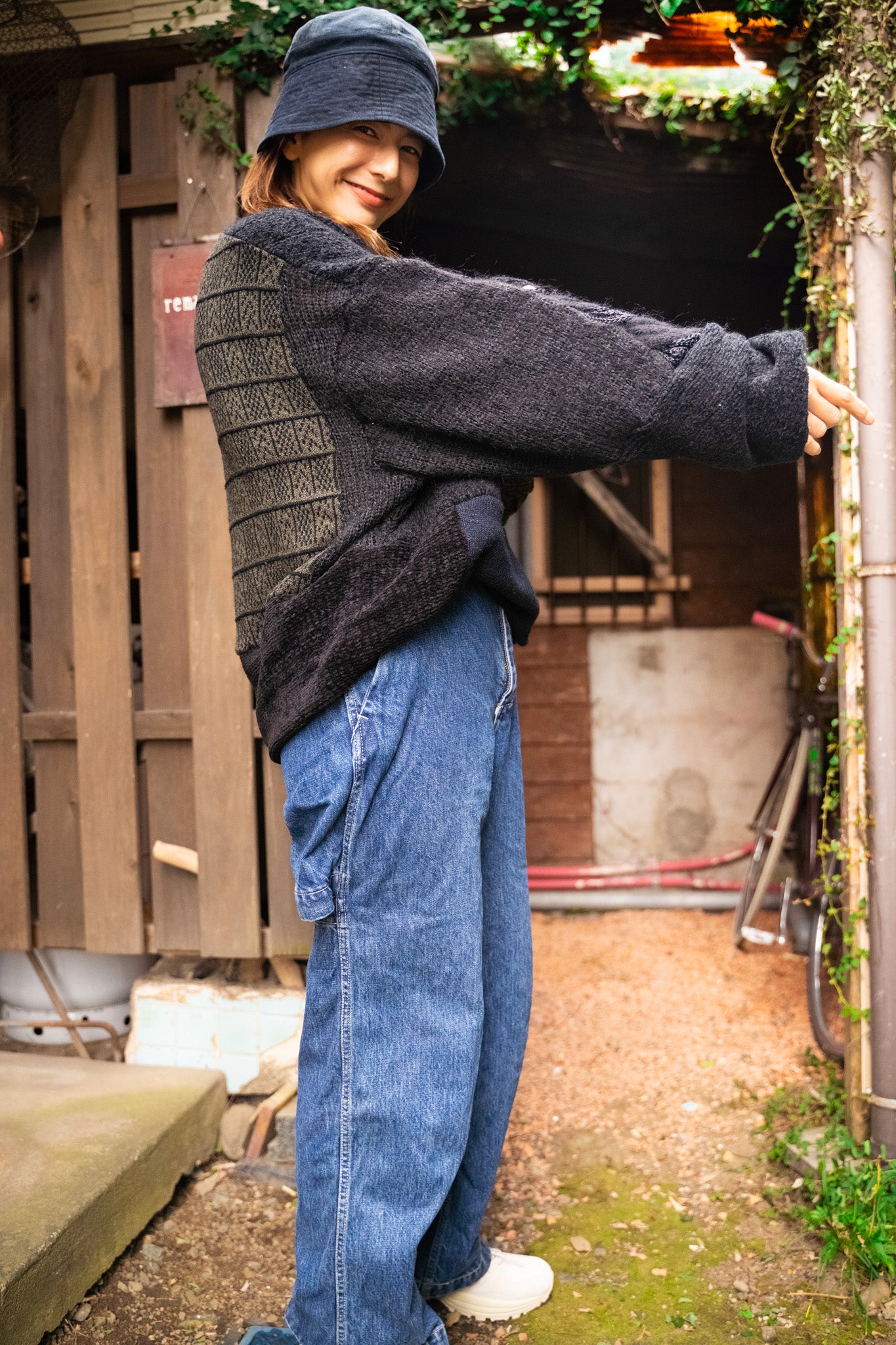 【REMAKEBYK×StyleReborn】Remake Cropped Knit Sweater Black