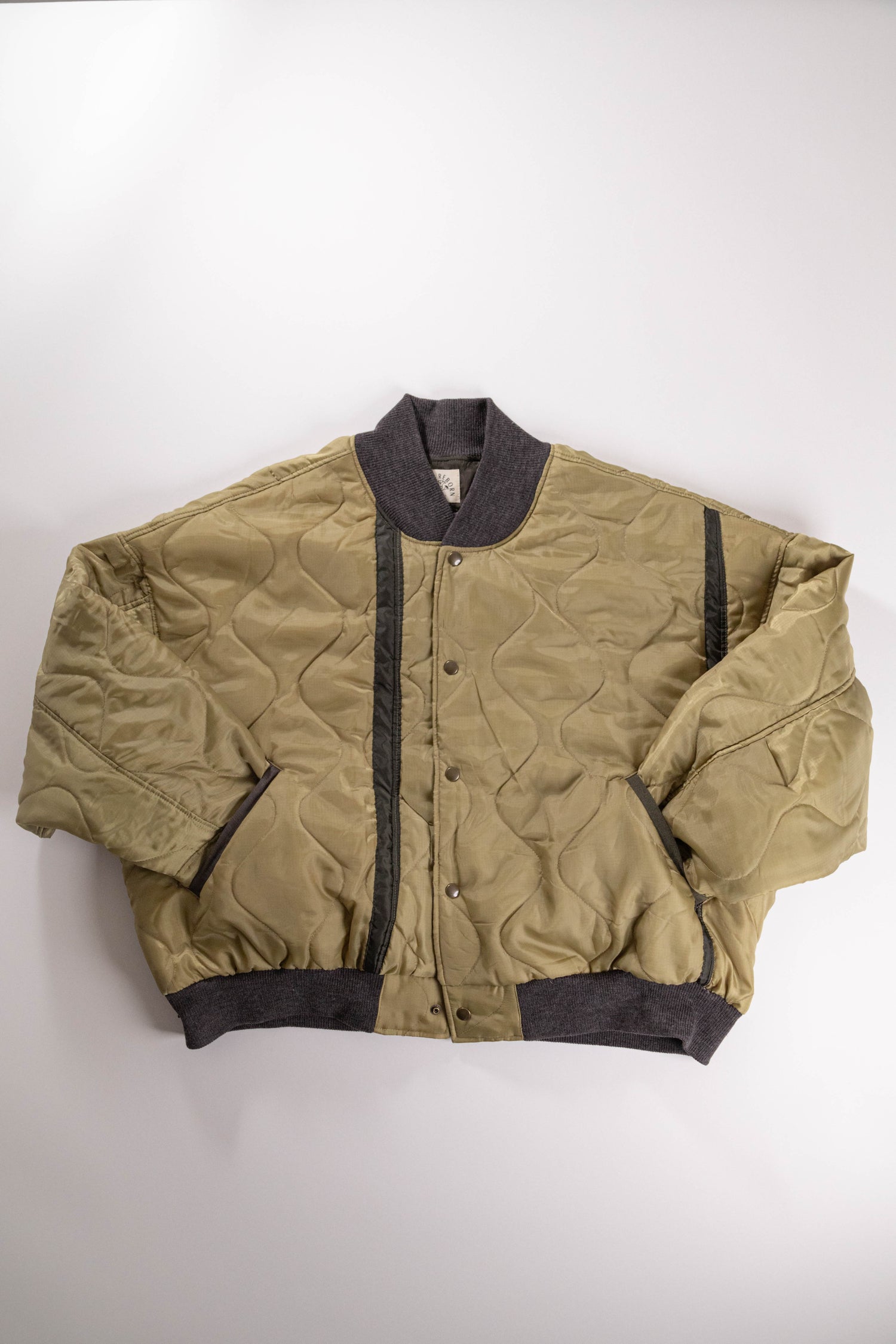 【REMAKEBYK×StyleReborn】Remake Quilting Stadium Jumper Khaki