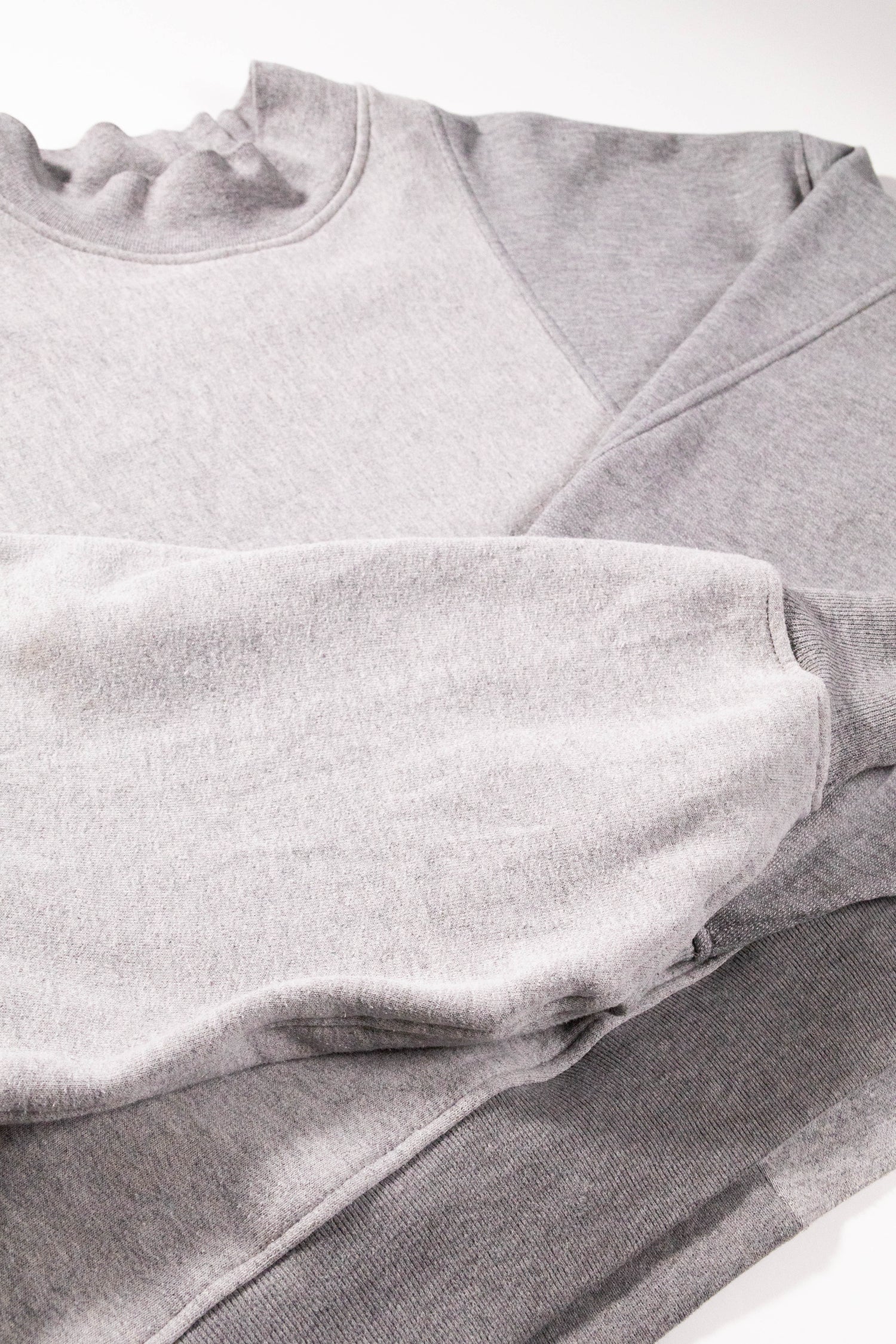 【REMAKEBYK×StyleReborn】Remake Cropped Sweat setup Light Gray