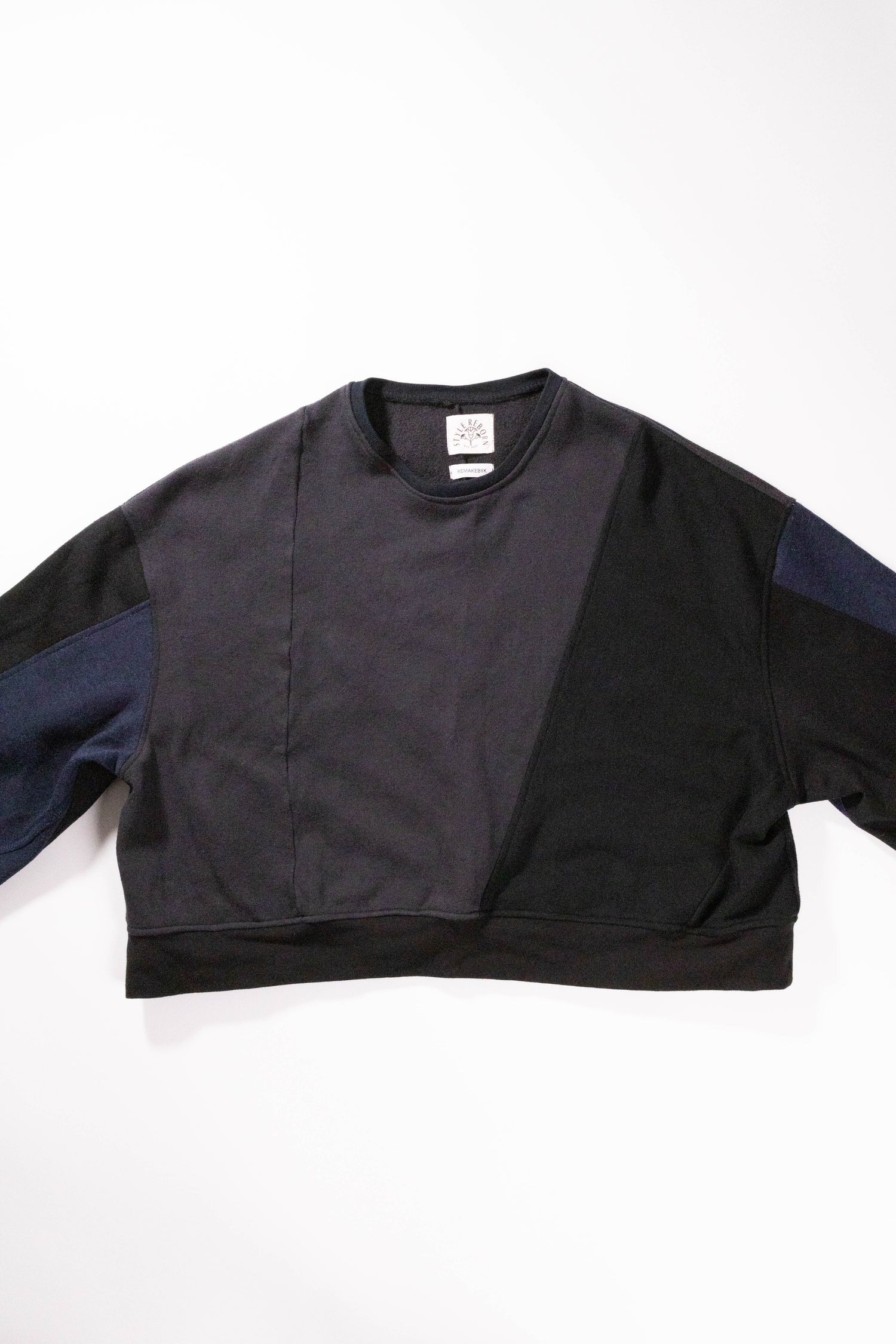 【REMAKEBYK×StyleReborn】Remake Cropped Sweat setup Black
