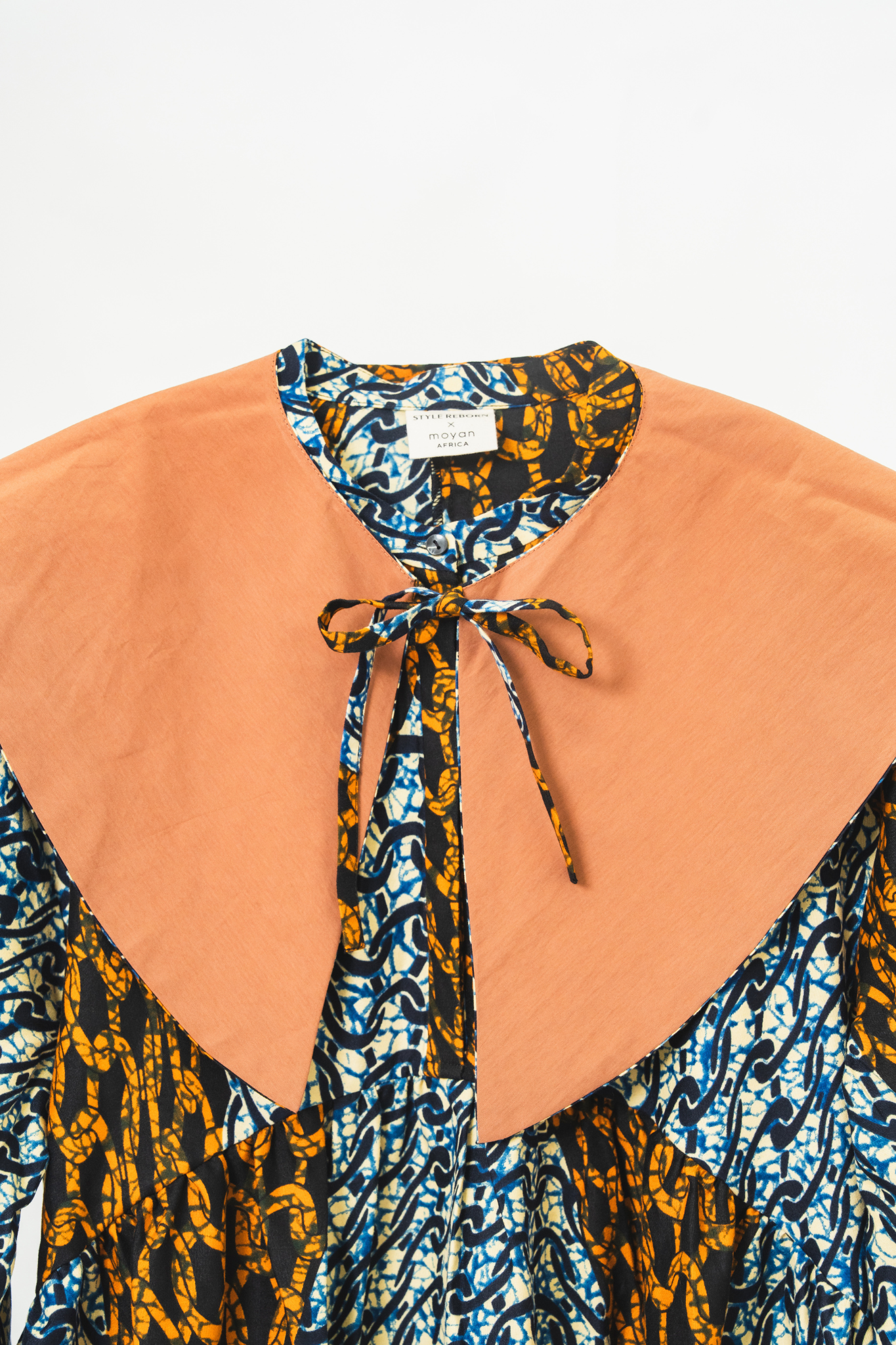 【moyan ecri× StyleReborn】AFRICA付け衿付きボリュームワンピース