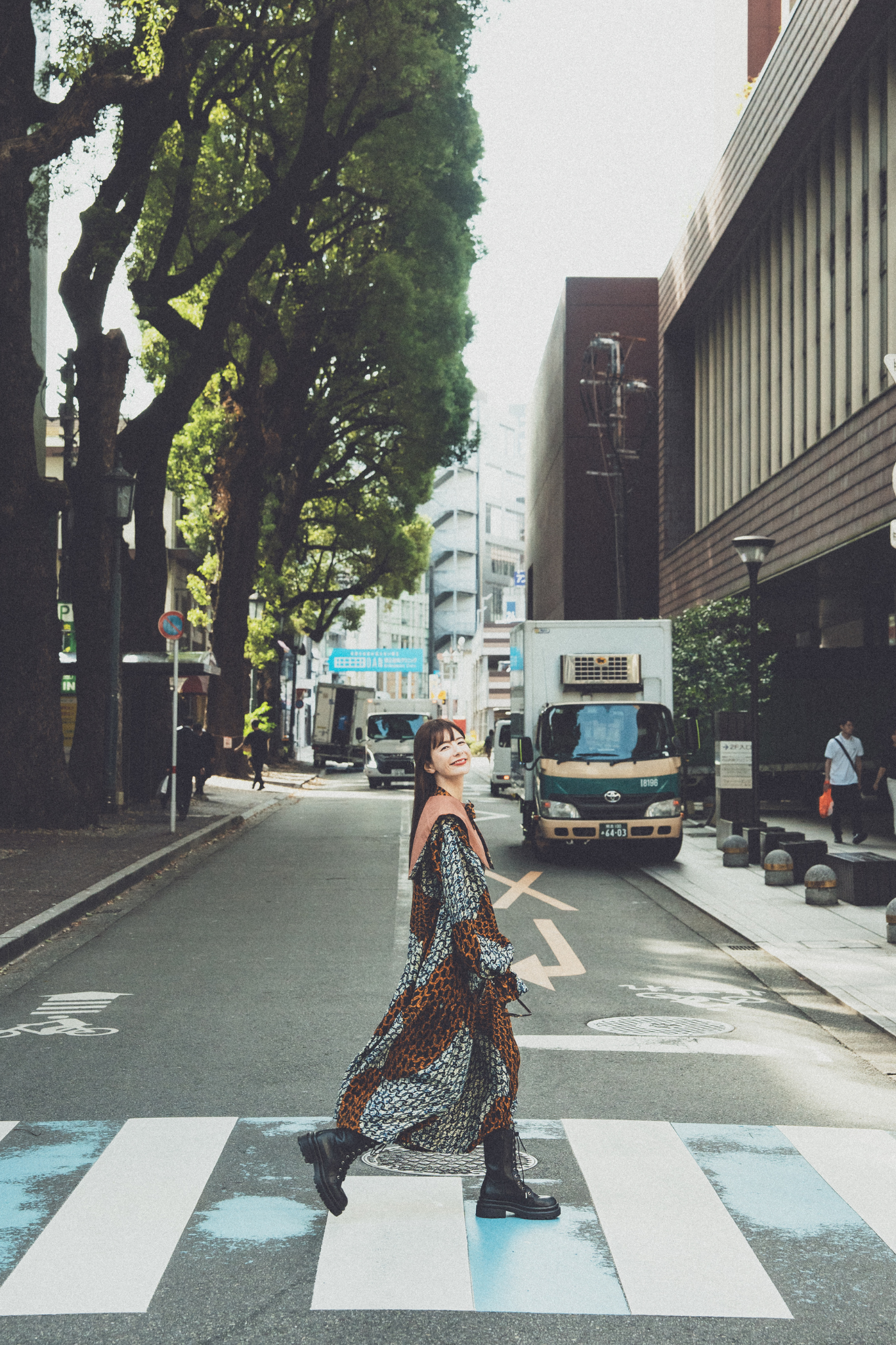 【moyan ecri× StyleReborn】AFRICA付け衿付きボリュームワンピース